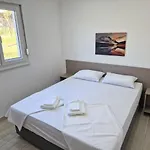 Maria Βίλα Posedarje